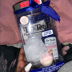 Dr.Teals 4 piece gift set